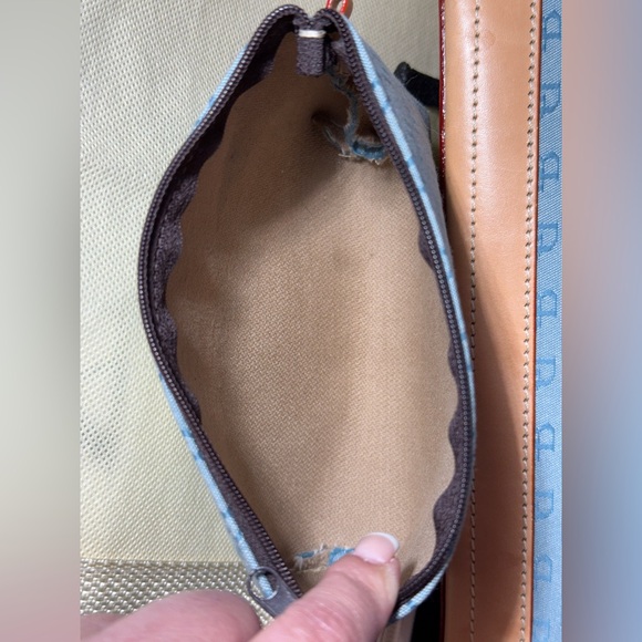 DOONEY & BOURKE Signature Logo Fabric Tote Light Blue H909C Approx 13”L x11.75”H - Picture 10 of 16
